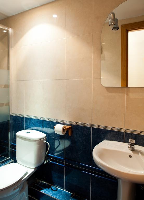 ברצלונה Estudios Pelayo Guest House חדר תמונה